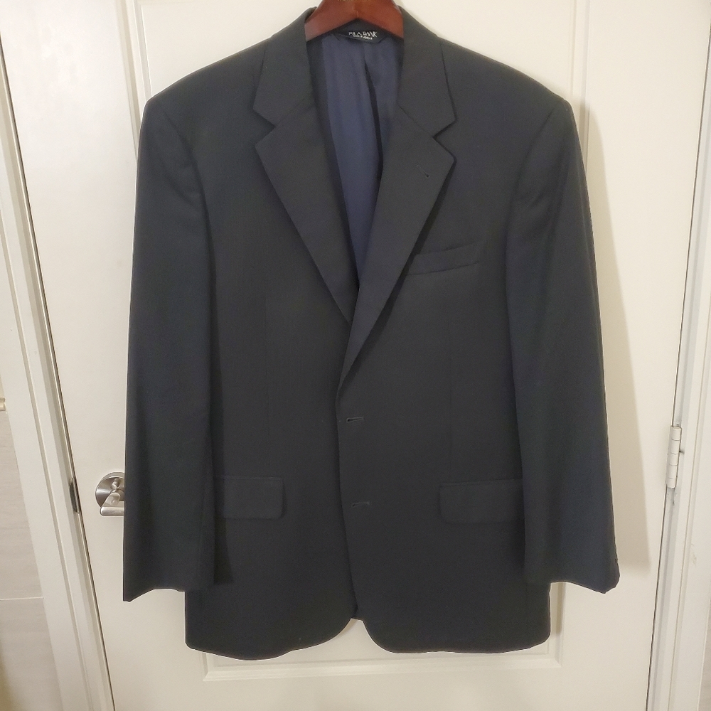Mens suit. Jos.A.Bank 42R jacket, 36R pant